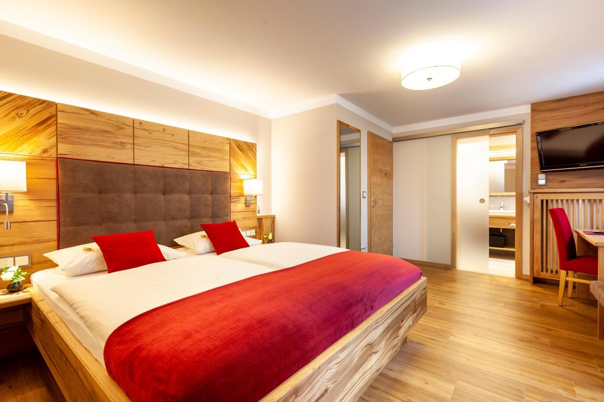 Genusshotel Hohenbogen Neukirchen beim Heiligen Blut Bagian luar foto