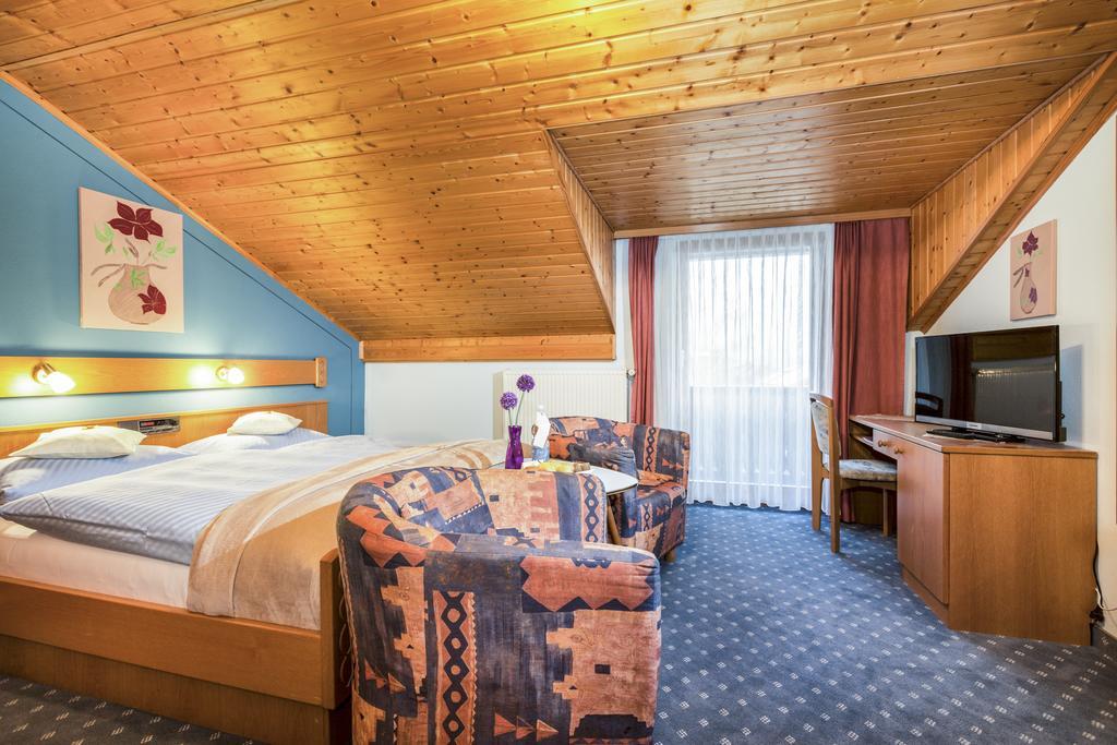 Genusshotel Hohenbogen Neukirchen beim Heiligen Blut Bagian luar foto